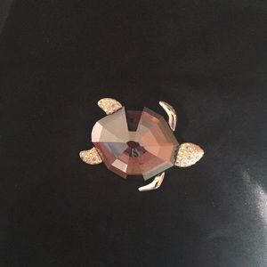Swarovski Sea Turtle Pin - Retired